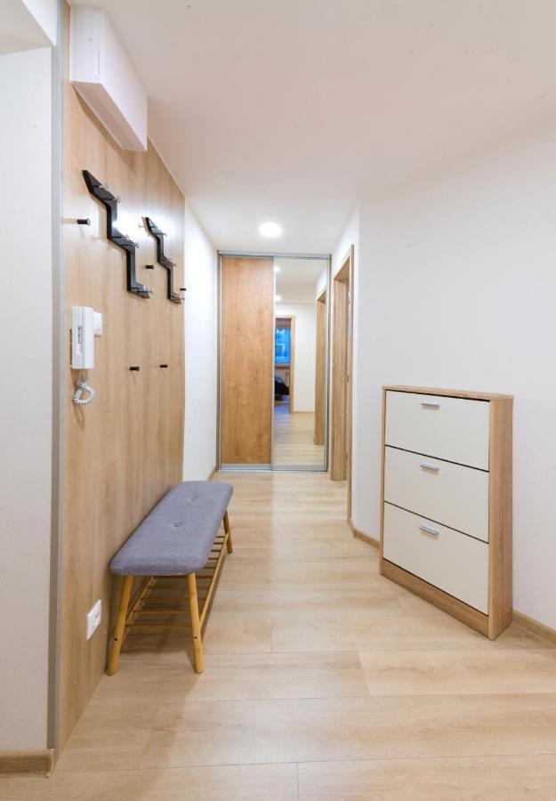 Apartman Razusa Centrum 반스카비스트리카 외부 사진